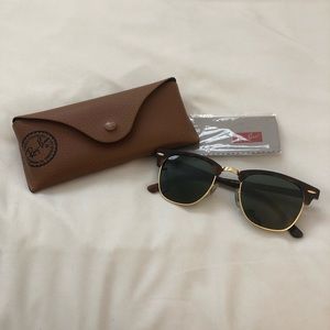 SOLD- RAY-BAN CLUBMASTER